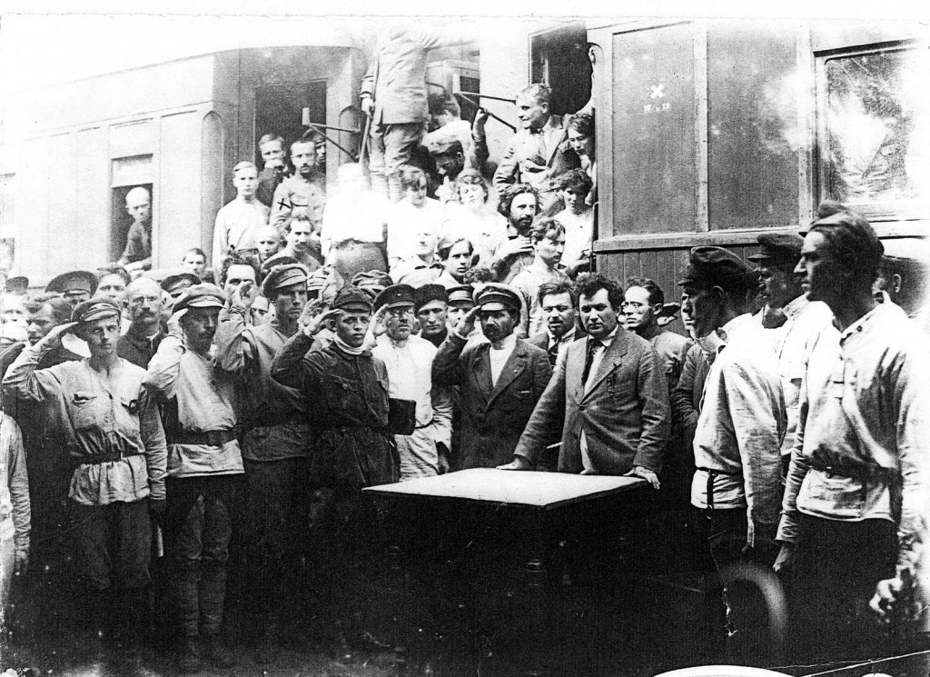 Bakü Kurultayına Giderken Kısa Bir Tarihçe: Cihan Harbi, Bolşevik İhtilali ve Türkler